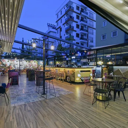 Voswos Garage Coffee 3* אנטליה
