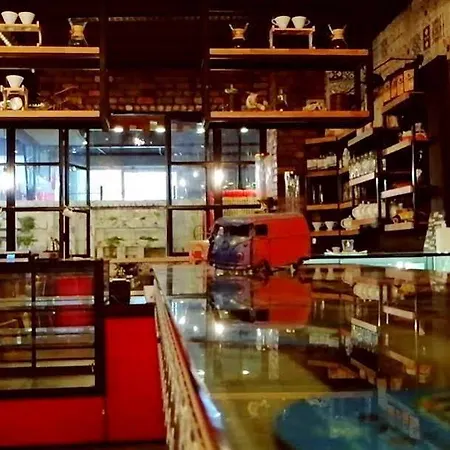 Voswos Garage Coffee 3*