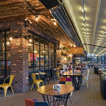 Hotel Voswos Garage Coffee Antalya